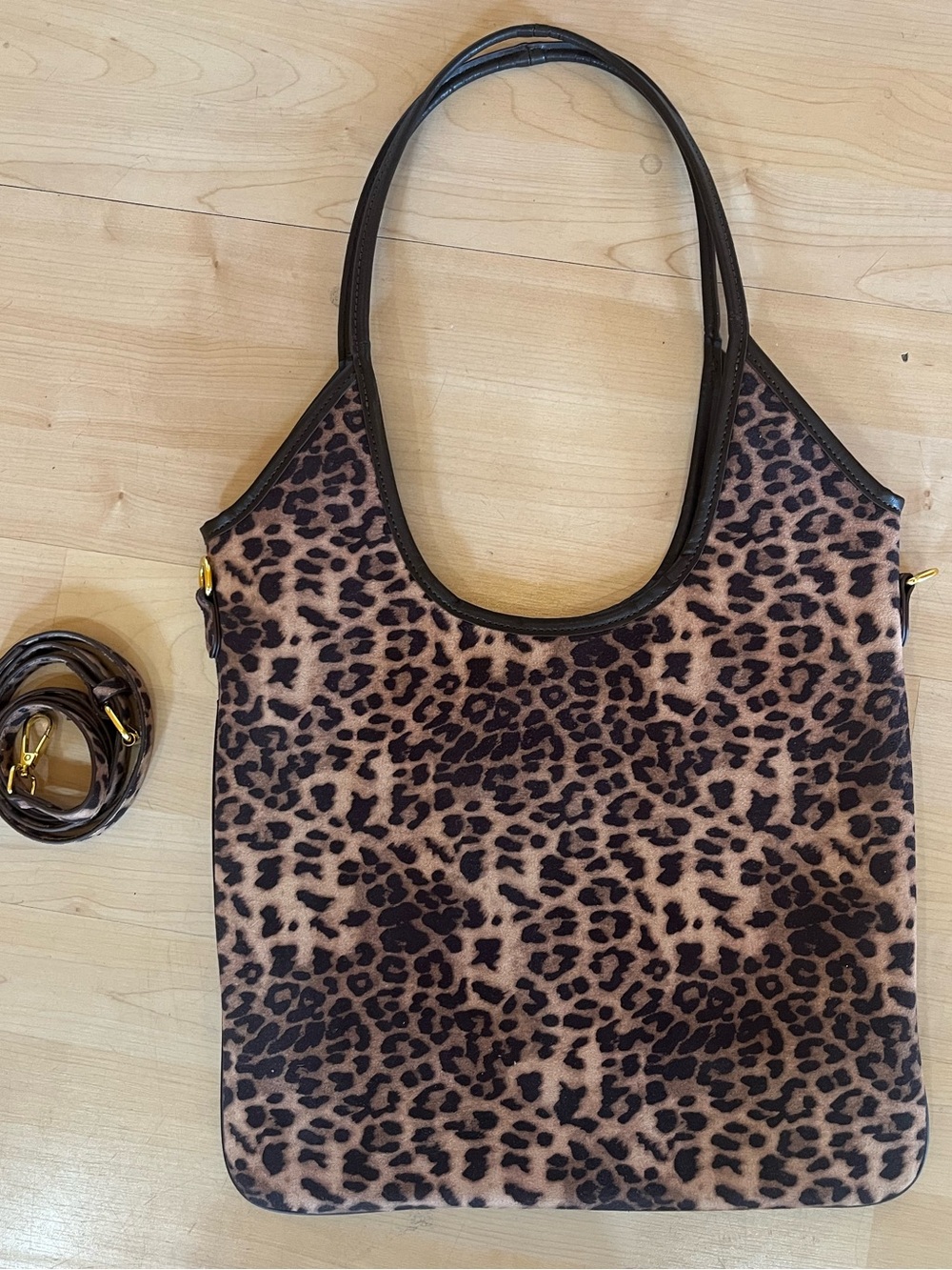 ✨MIU MIU✨ Leopard Print Shoulder Bag with Removable Strap - Picture 3 of 3